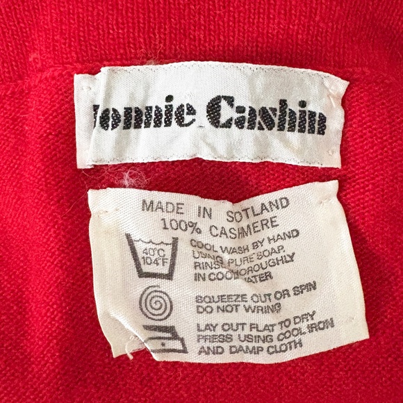 Bonnie Cashin Sweater  Cashmere Cowl Funnel Neck Red Knit Vintage 1970s HTF - Picture 8 of 8